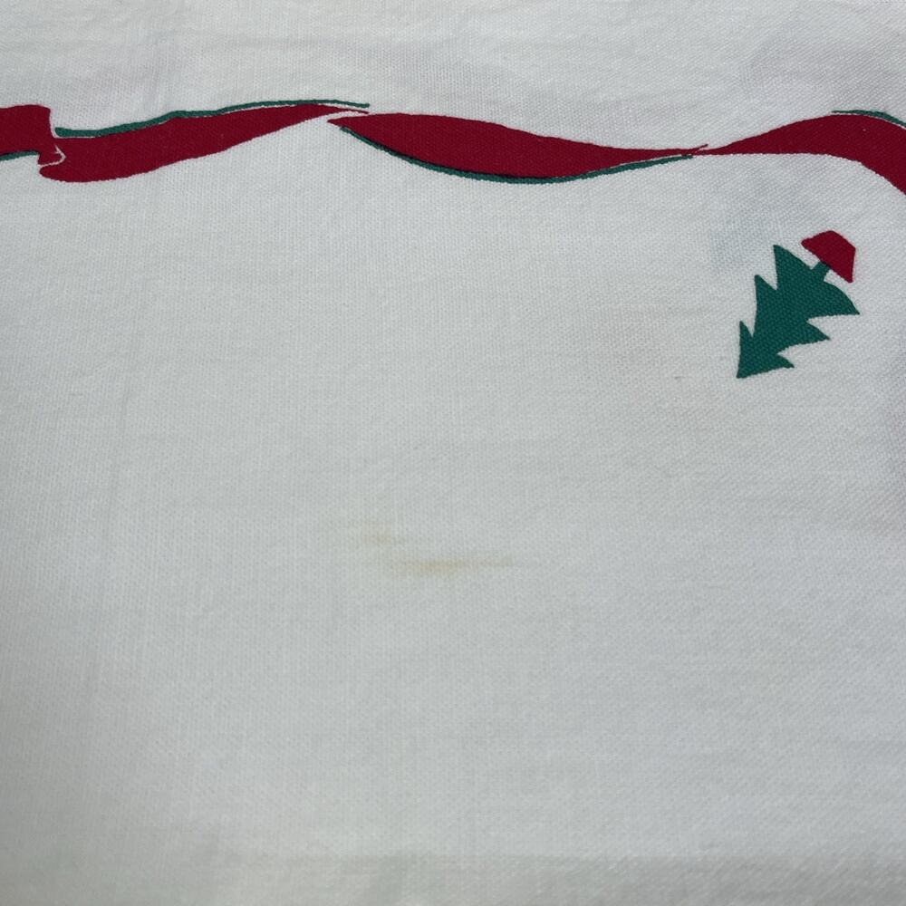 8 Vintage Christmas Napkins Big Bow Christmas Tree Green & Red Benefits Charity - Picture 6 of 8